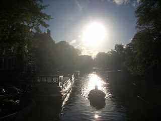 5906243ba7ebd_Amsterdam135.jpg.30c324a8ff5deb9b7144104f4ecbc5cd.jpg