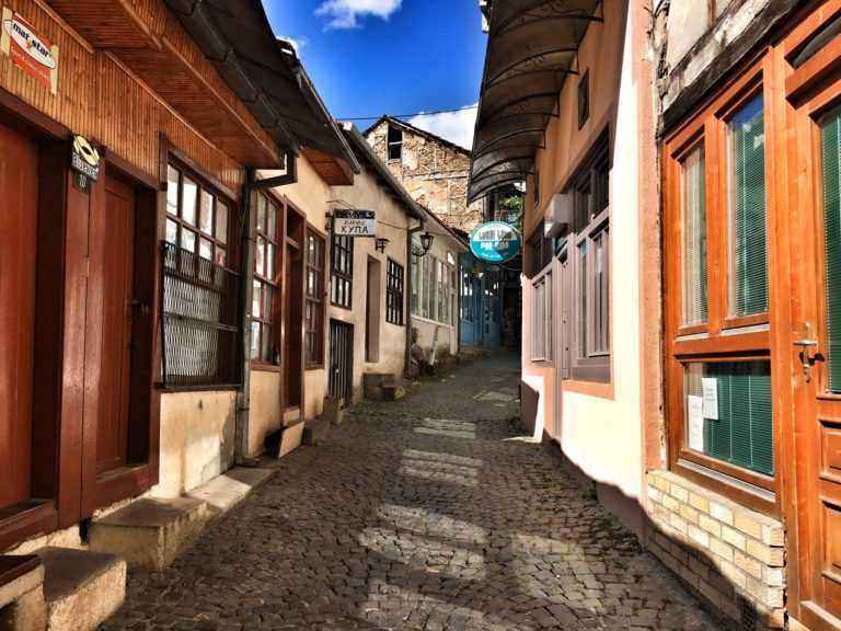 5a095d36c8412_Old-bazaar-street-in-Kratovo-Macedonia--The-Blonde-Gypsy-768x576.jpg.099e1edc31c6f9a8c7ed78abfa587492.jpg