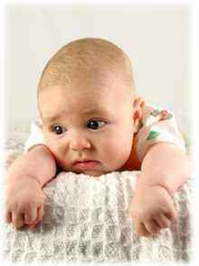 bored-baby2.jpg.11e372c3a783b72cff78fd0df6f44ffe.jpg