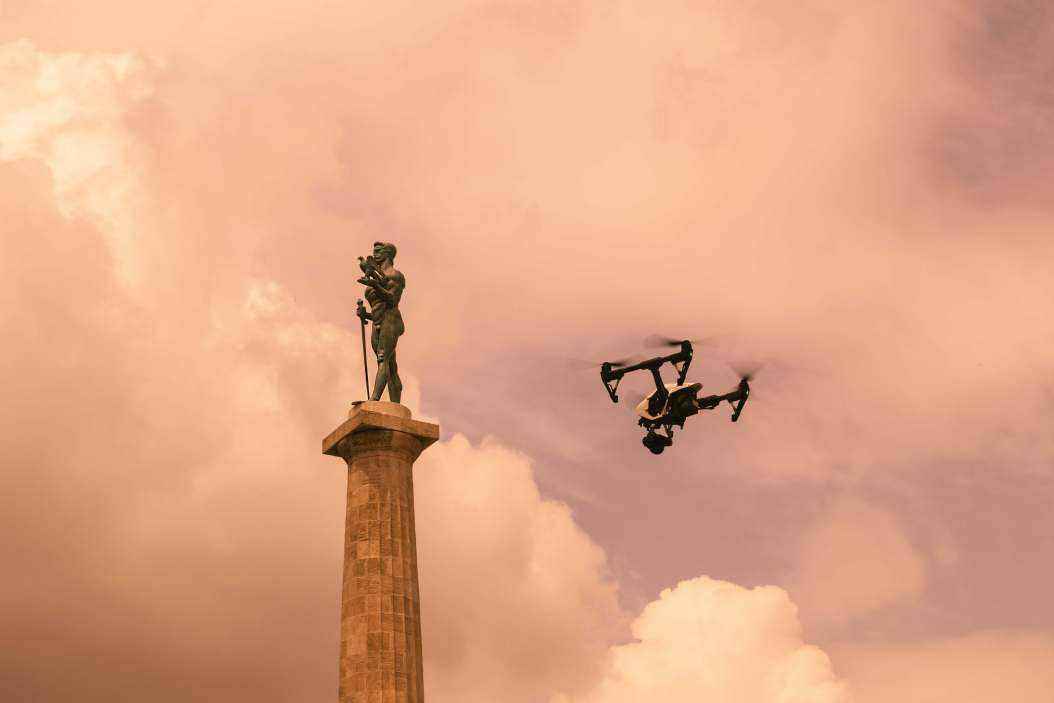 Pobednik_i_Dji_Inspire_1.thumb.jpg.99c644d1e2616d4f74e81f127719746c.jpg