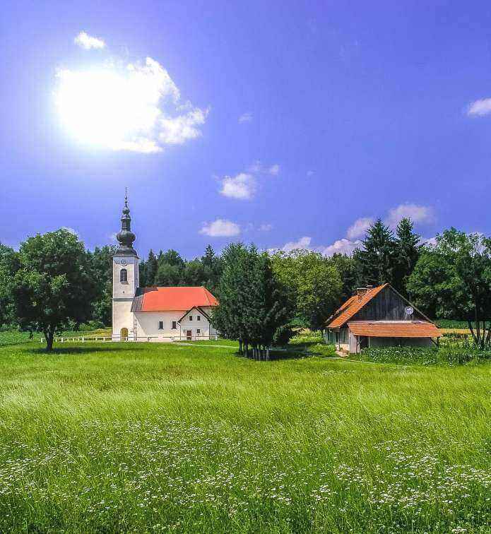 37796014804_a2326ae44e_k_Church of Sv. Jacob, Hrase, Valburga.jpg