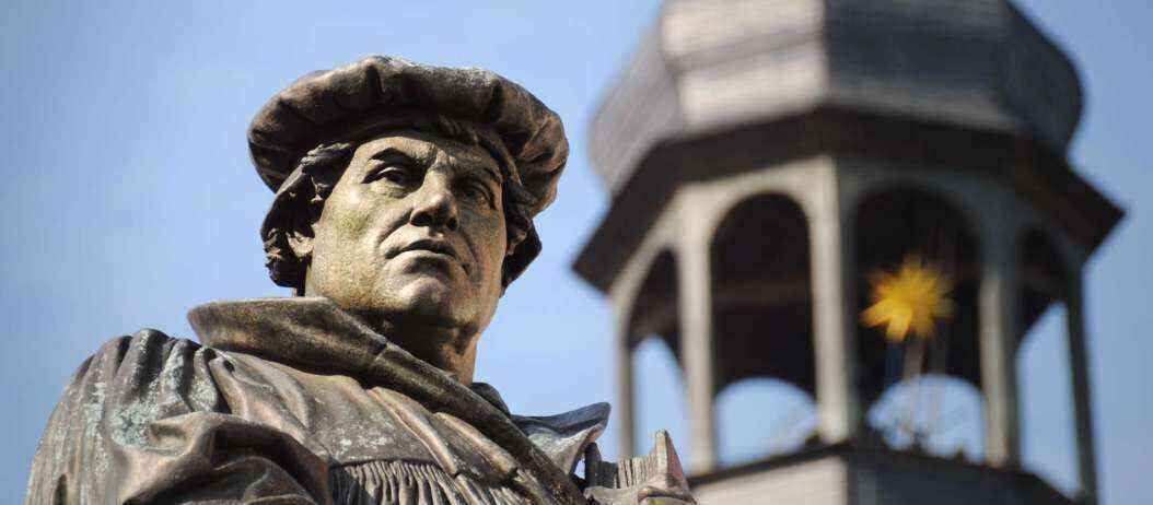 fotolia_40300534_martin_luther_eisleben_1900.thumb.jpg.79c74c03678c841f46b16a5741b5074e.jpg