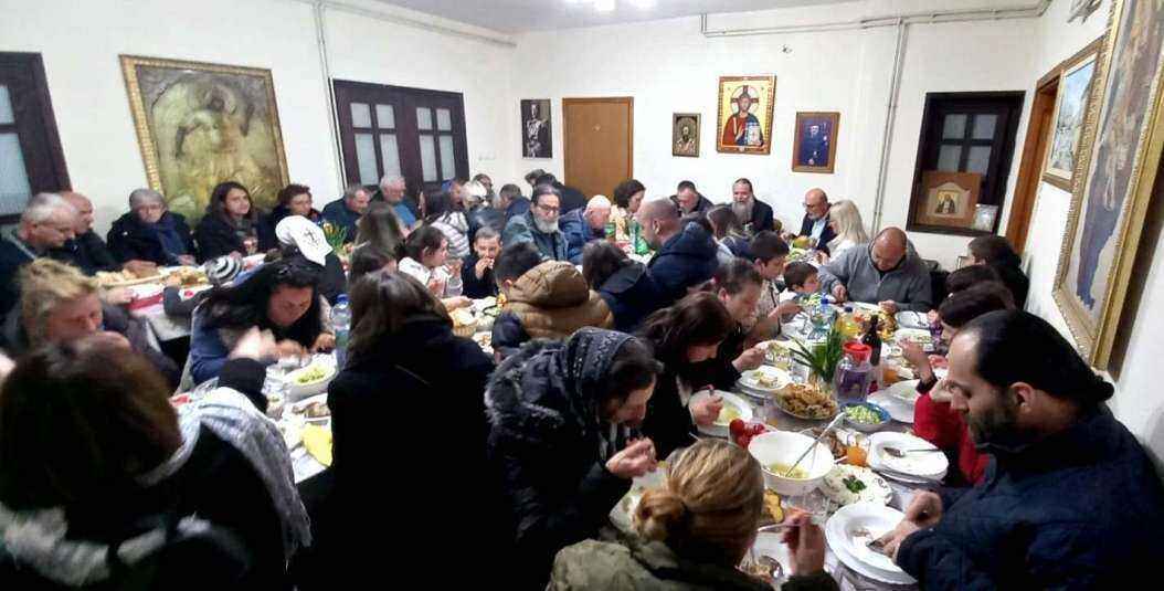 трпеза.jpg