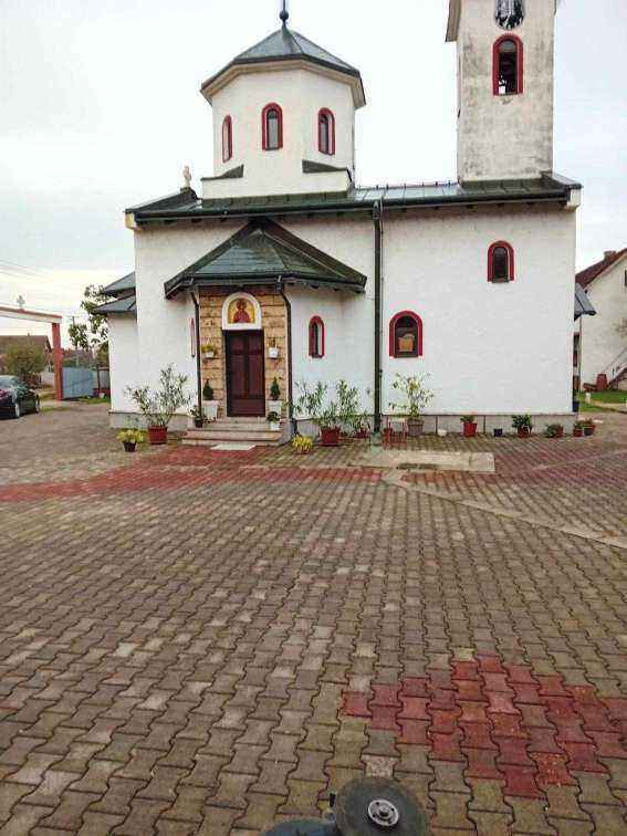 IMG-aafd70c87e85fa37e3b266be01898820-V.jpg