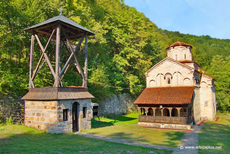 manastir-klisura-8438.jpg.2bf6b66066508a22285db44125f4daf7.jpg